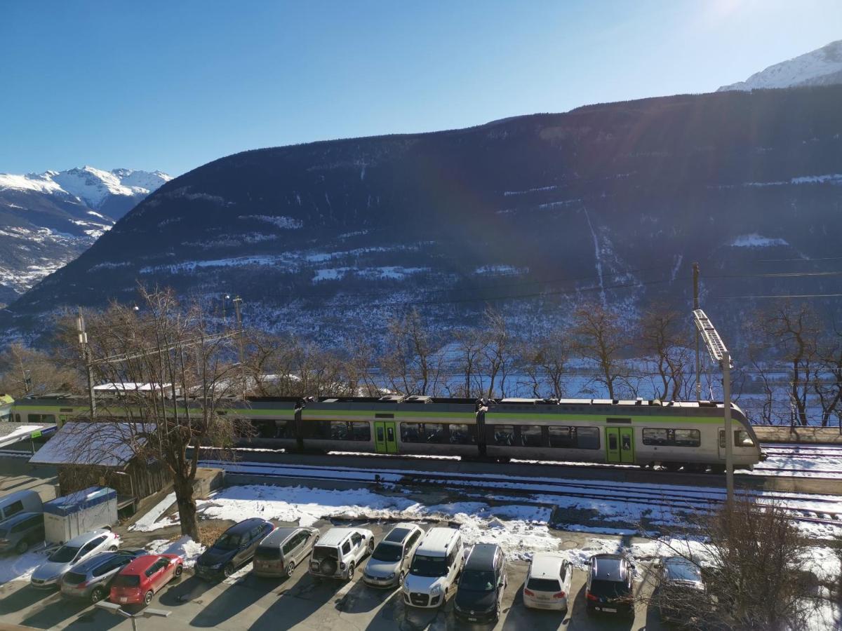 Visperblick 24-7 Parkplatz Und Fruehstueck Inkl Βίλα Ausserberg Εξωτερικό φωτογραφία